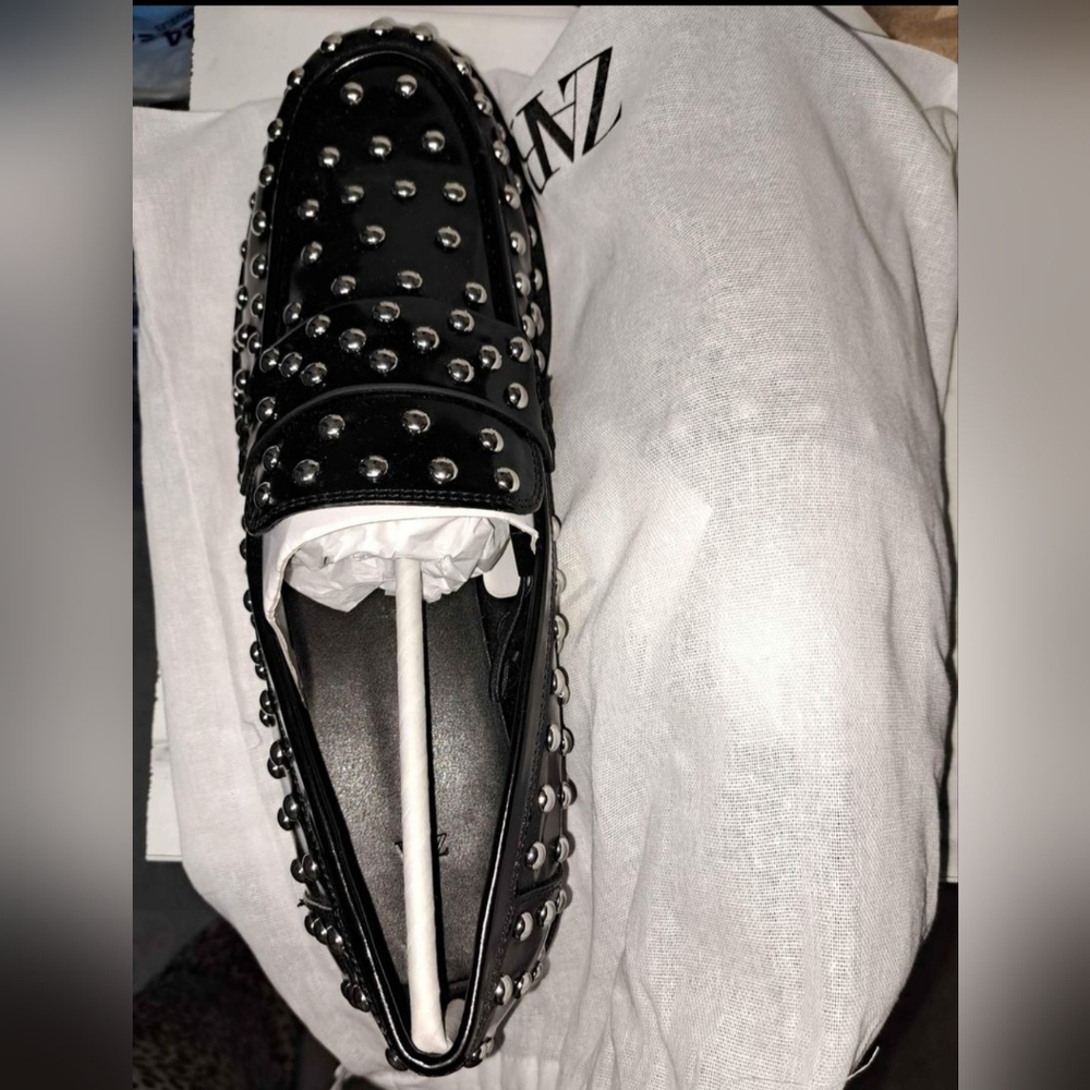 Black loafer unisex shoe
